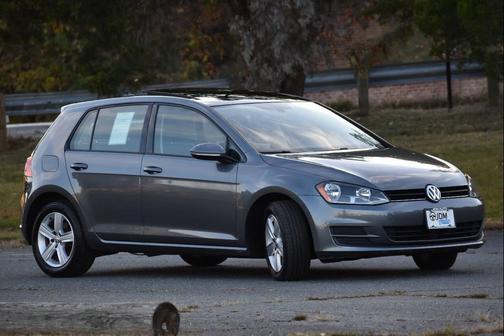 2017 Volkswagen Golf TSI SE 4-Door