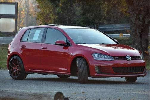 2017 Volkswagen Golf GTI 2.0T Autobahn 4-Door