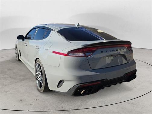 2022 Kia Stinger GT1