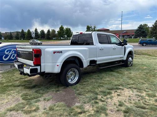 2025 Ford F-450 Platinum