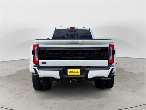 2025 Ford F-450 Platinum