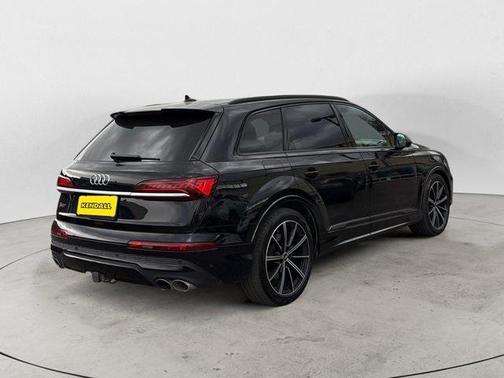 2021 Audi SQ7 4.0T Premium Plus