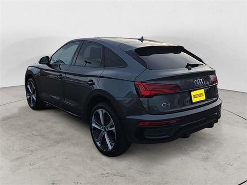 2023 Audi Q5 45 S line Premium Plus