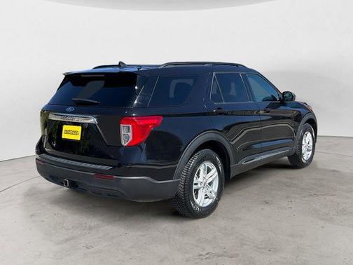 Agate Black Metallic 2023 Ford Explorer XLT
