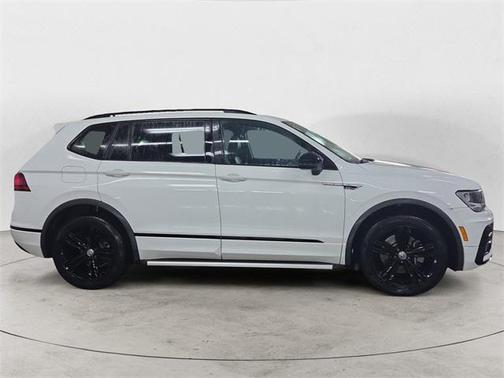 2019 Volkswagen Tiguan 2.0T SEL R-Line 4MOTION