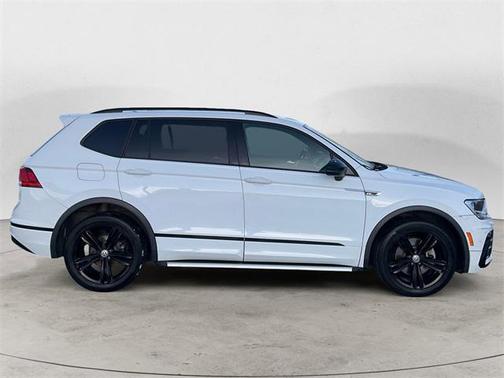 2019 Volkswagen Tiguan 2.0T SEL R-Line 4MOTION