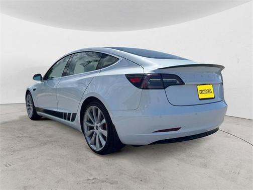 2018 Tesla Model 3 Standard