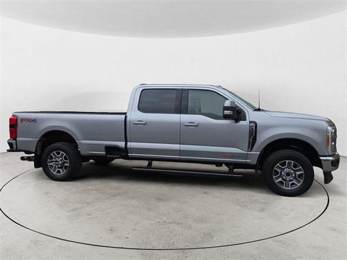 2023 Ford F-350 Lariat