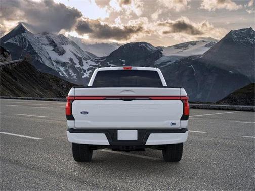 2025 Ford F-150 Lightning LARIAT