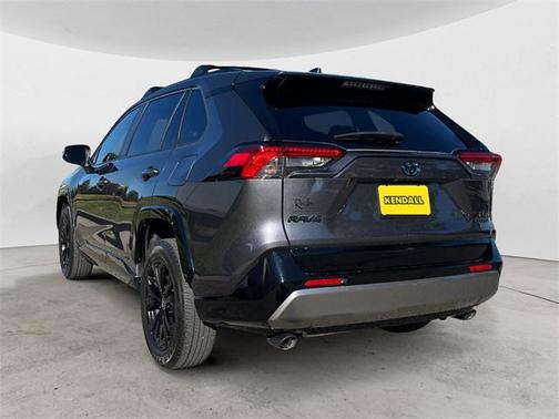 2024 Toyota RAV4 Hybrid SE