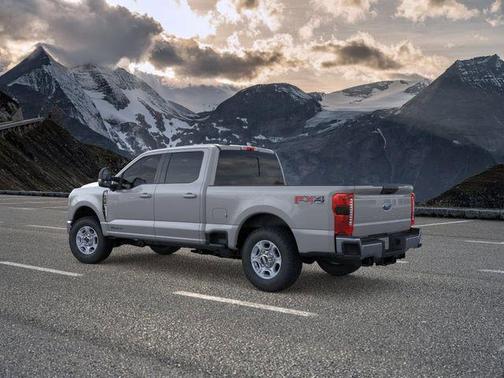 Avalanche 2026 Ford F-250 XLT