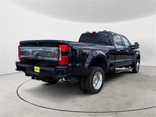 2025 Ford F-450 Platinum