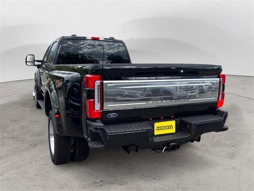 2025 Ford F-450 Platinum