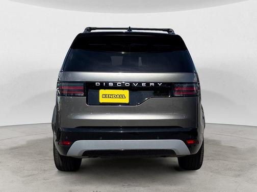 2024 Land Rover Discovery P360 Metropolitan Edition