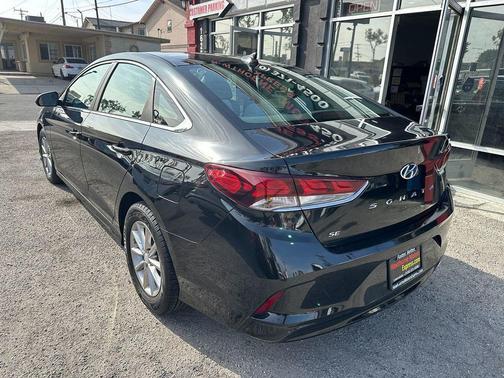 2019 Hyundai SONATA SE