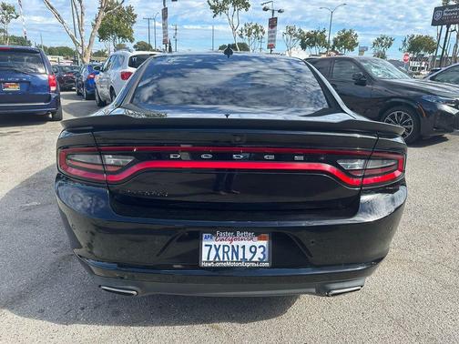2017 Dodge Charger SXT