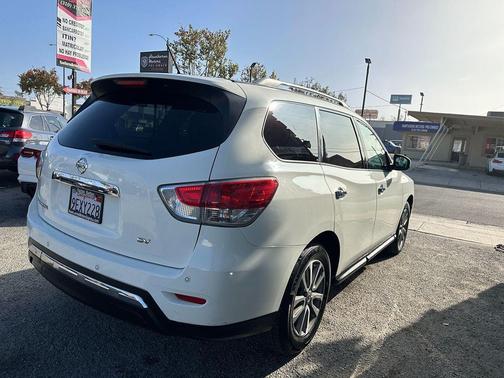 2015 Nissan Pathfinder SV