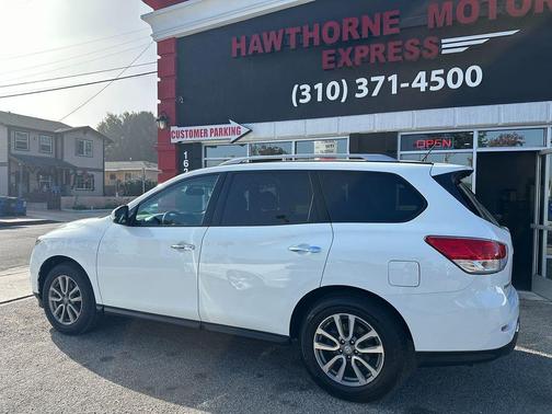 2015 Nissan Pathfinder SV