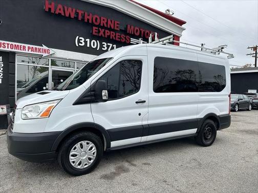 2017 Ford Transit-150 XL
