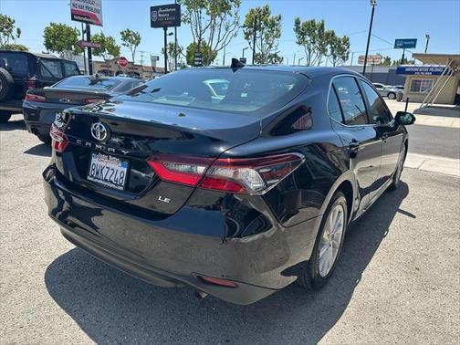 2022 Toyota Camry LE
