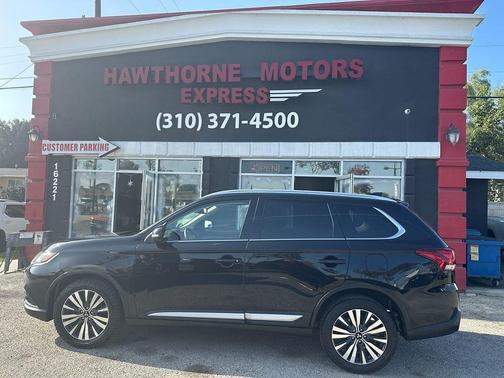 2020 Mitsubishi Outlander SE