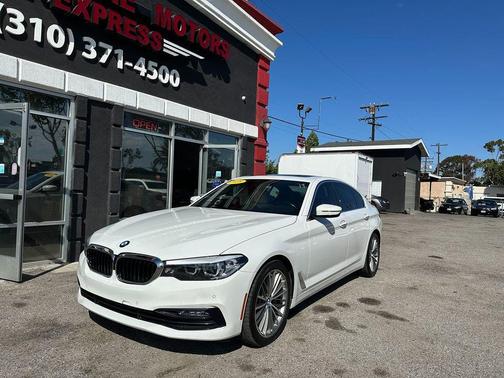 2018 BMW 530 530i