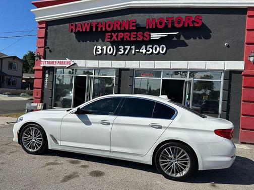 2018 BMW 530 530i