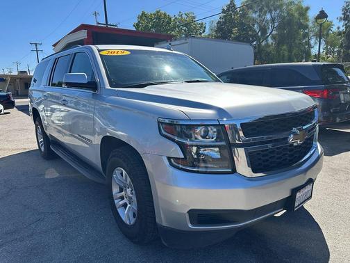 2019 Chevrolet Suburban LT