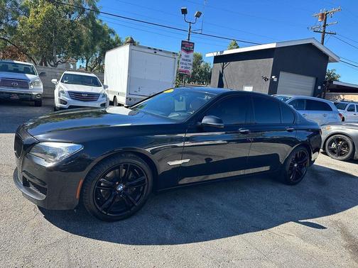 2015 BMW 740 740i
