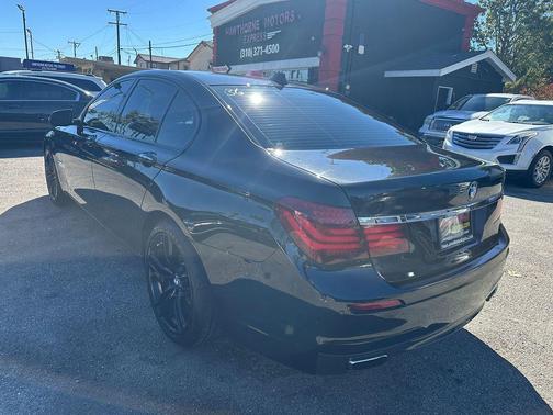 2015 BMW 740 740i