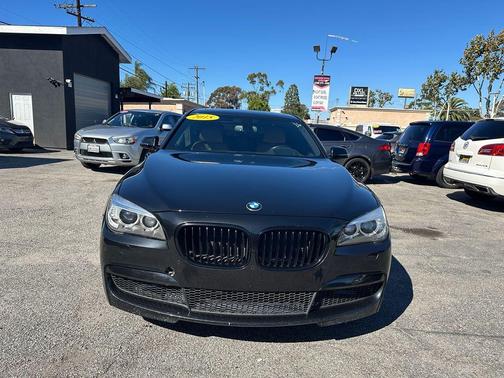 2015 BMW 740 740i