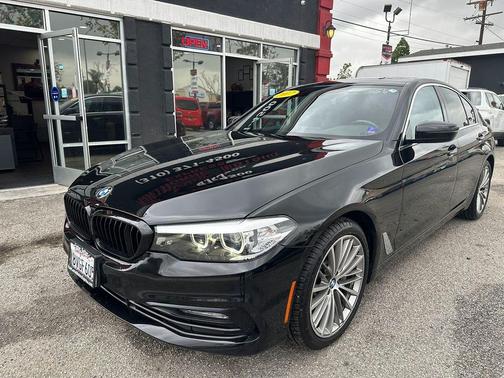 2017 BMW 530 530i
