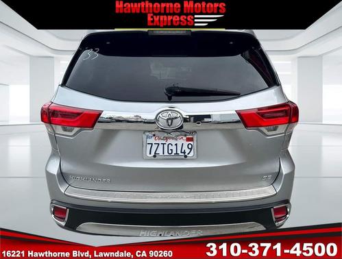 2017 Toyota Highlander SE