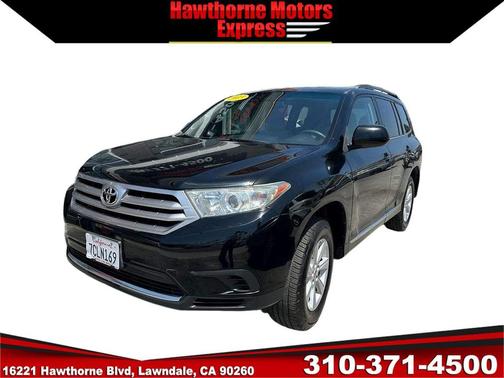 Black 2013 Toyota Highlander SE