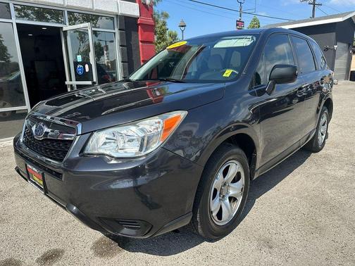 2014 Subaru Forester 2.5i