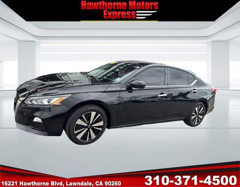 Super Black 2021 Nissan Altima 2.5 SV