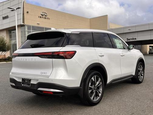 2026 INFINITI QX60 Pure
