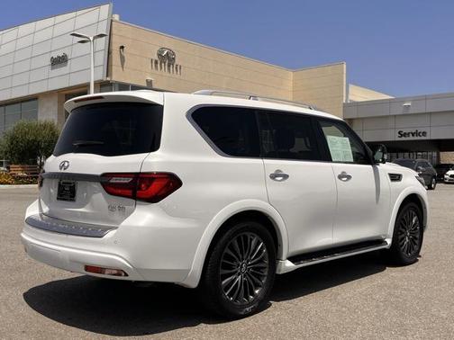 2022 INFINITI QX80 PREMIUM SELECT