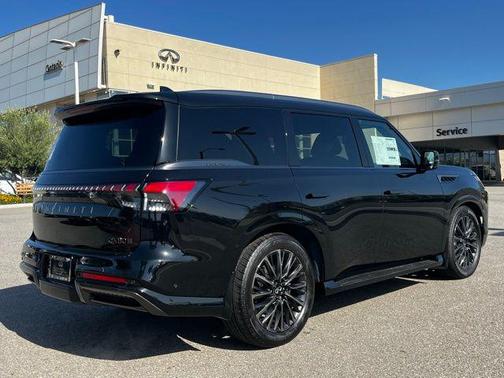 Mineral Black 2026 INFINITI QX80 AUTOGRAPH AWD