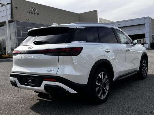 2025 INFINITI QX60 Luxe