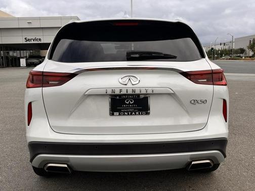2024 INFINITI QX50 LUXE