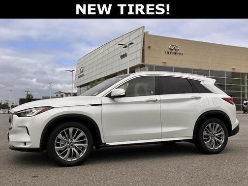 2024 INFINITI QX50 LUXE