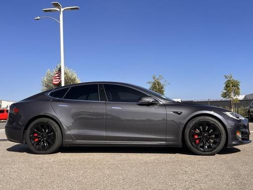 2017 Tesla Model S 75D