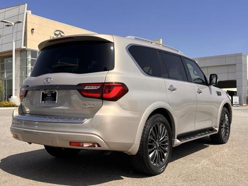 2024 INFINITI QX80 SENSORY AWD