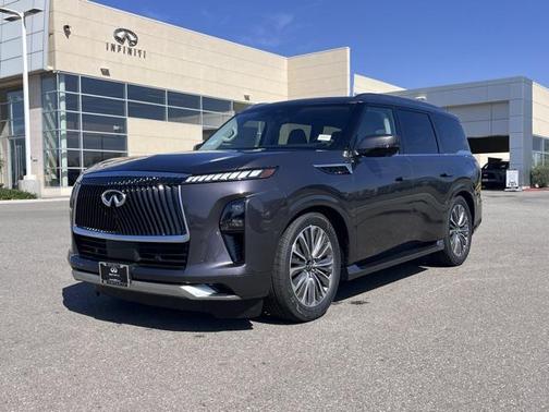 2025 INFINITI QX80 Luxe