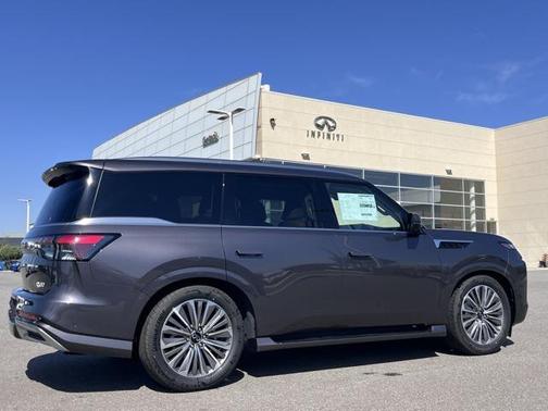 2025 INFINITI QX80 Luxe