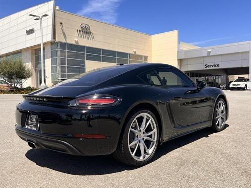 2018 Porsche 718 Cayman Base