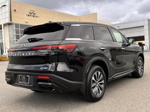 2023 INFINITI QX60 Pure
