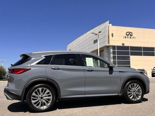 2024 INFINITI QX50 LUXE