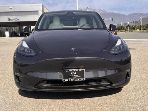 2024 Tesla Model Y Performance Dual Motor All-Wheel Drive